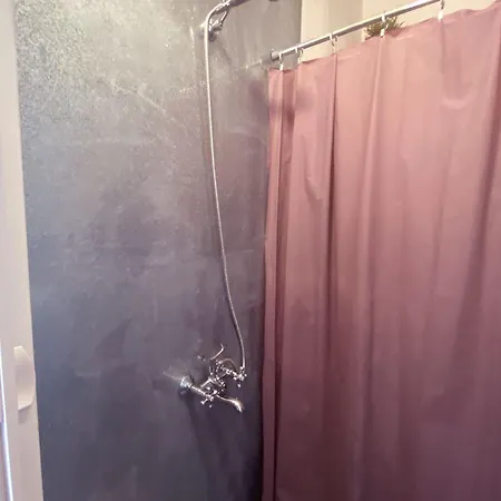 Guest house Located Melina 2 Escape 3*