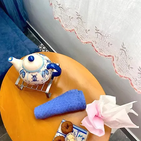 Located Melina 2 Escape Guest house 3*