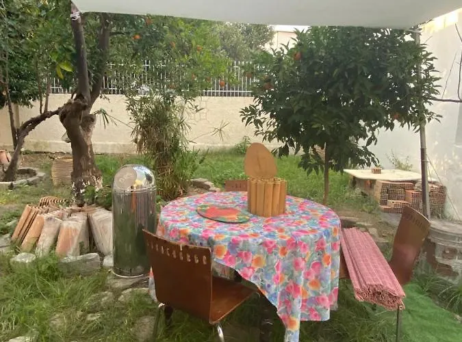 Located Melina 2 Escape קלמאטה