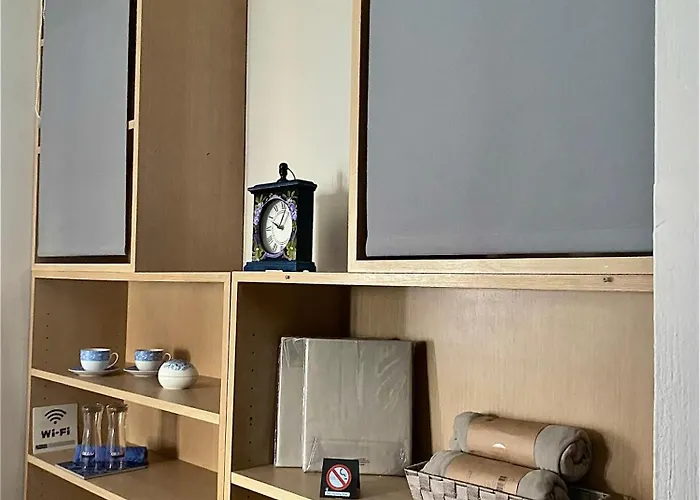 Located Melina 2 Escape בית הארחה קלמאטה