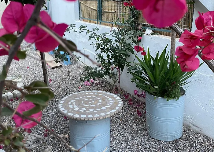 Located Melina 2 Escape 3* קלמאטה